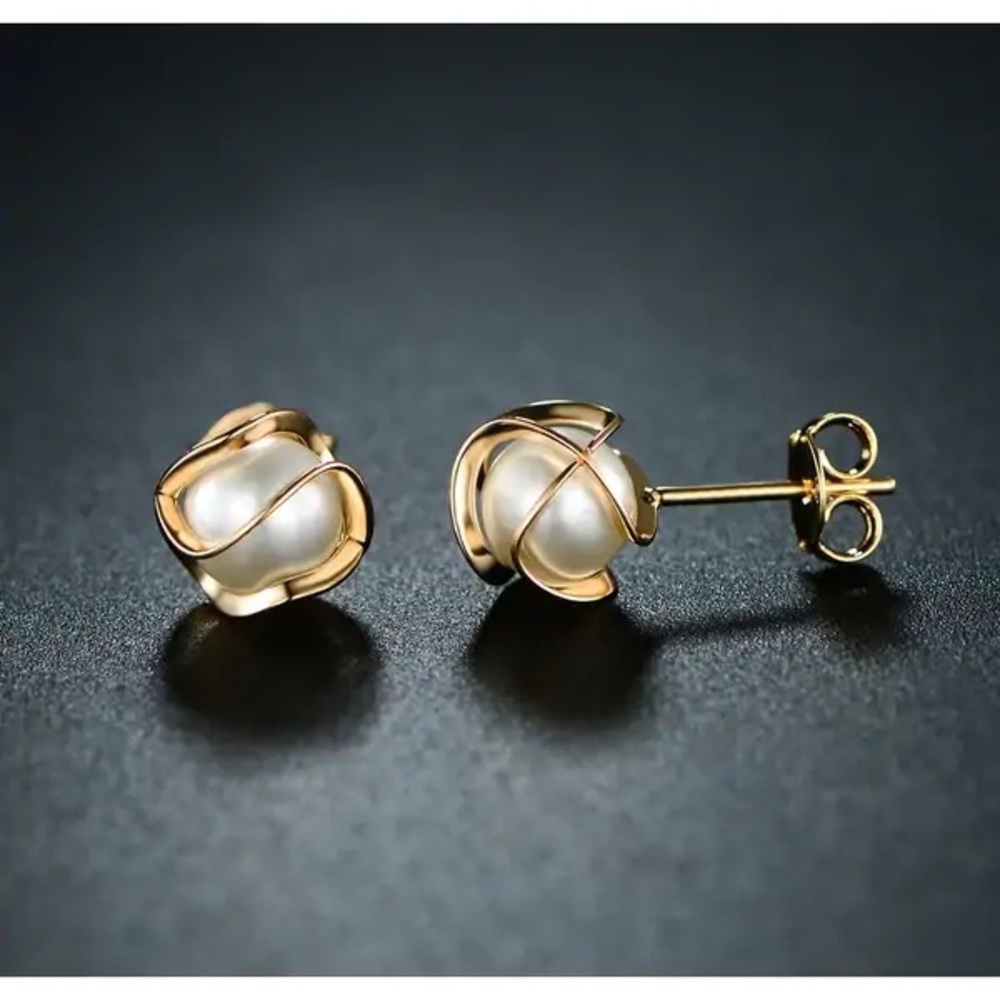 Pearl 18k Yellow Gold Earrings